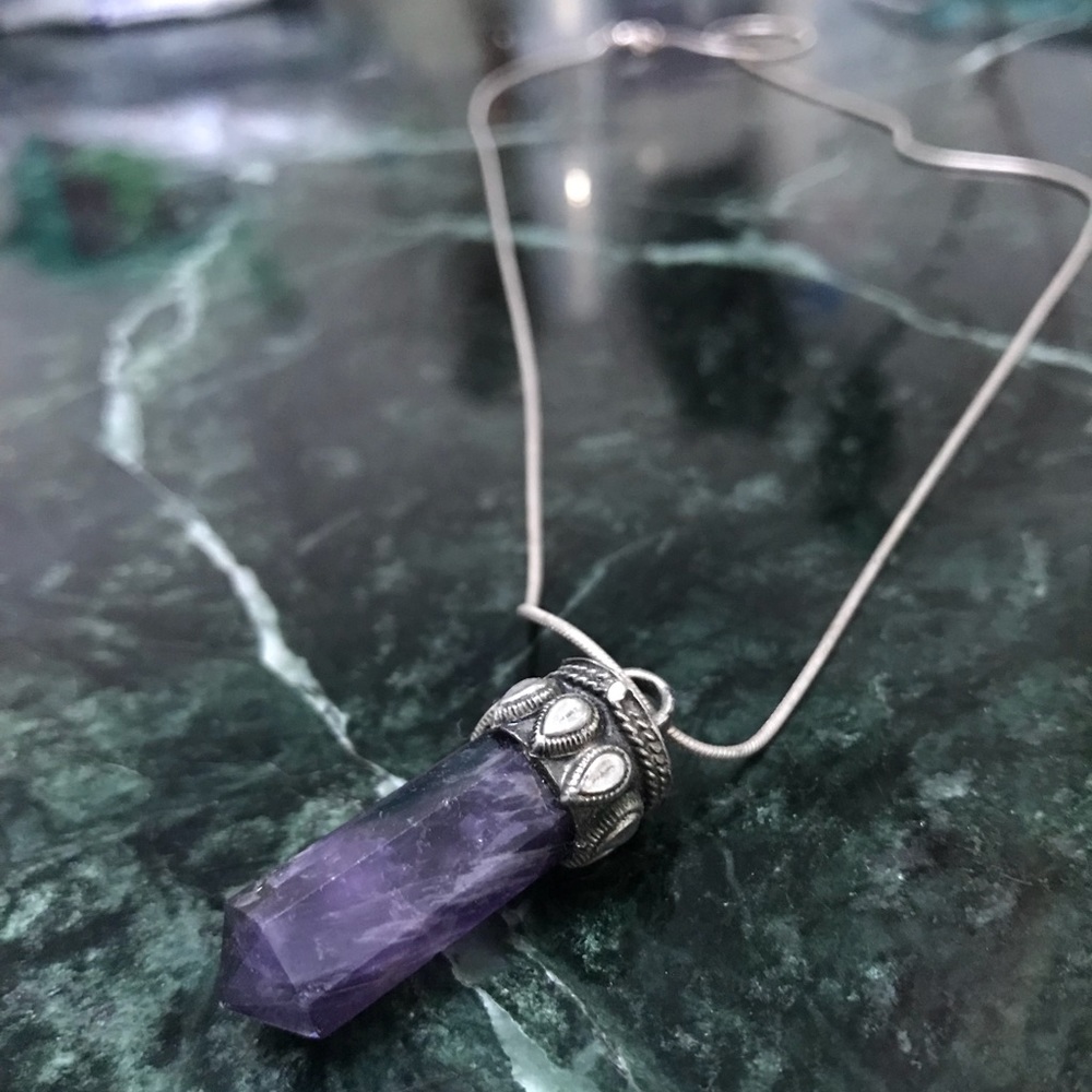 🎉HOST PICK🎉Amethyst Purple Quartz Rock Necklace